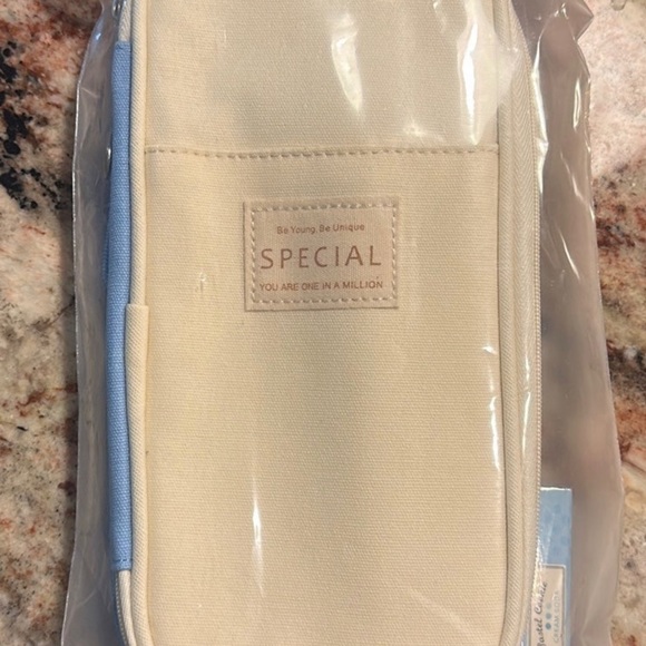 Zebra Mildliner Stationary Kit with 5 color Marker set and accessories- NEW - Picture 3 of 8